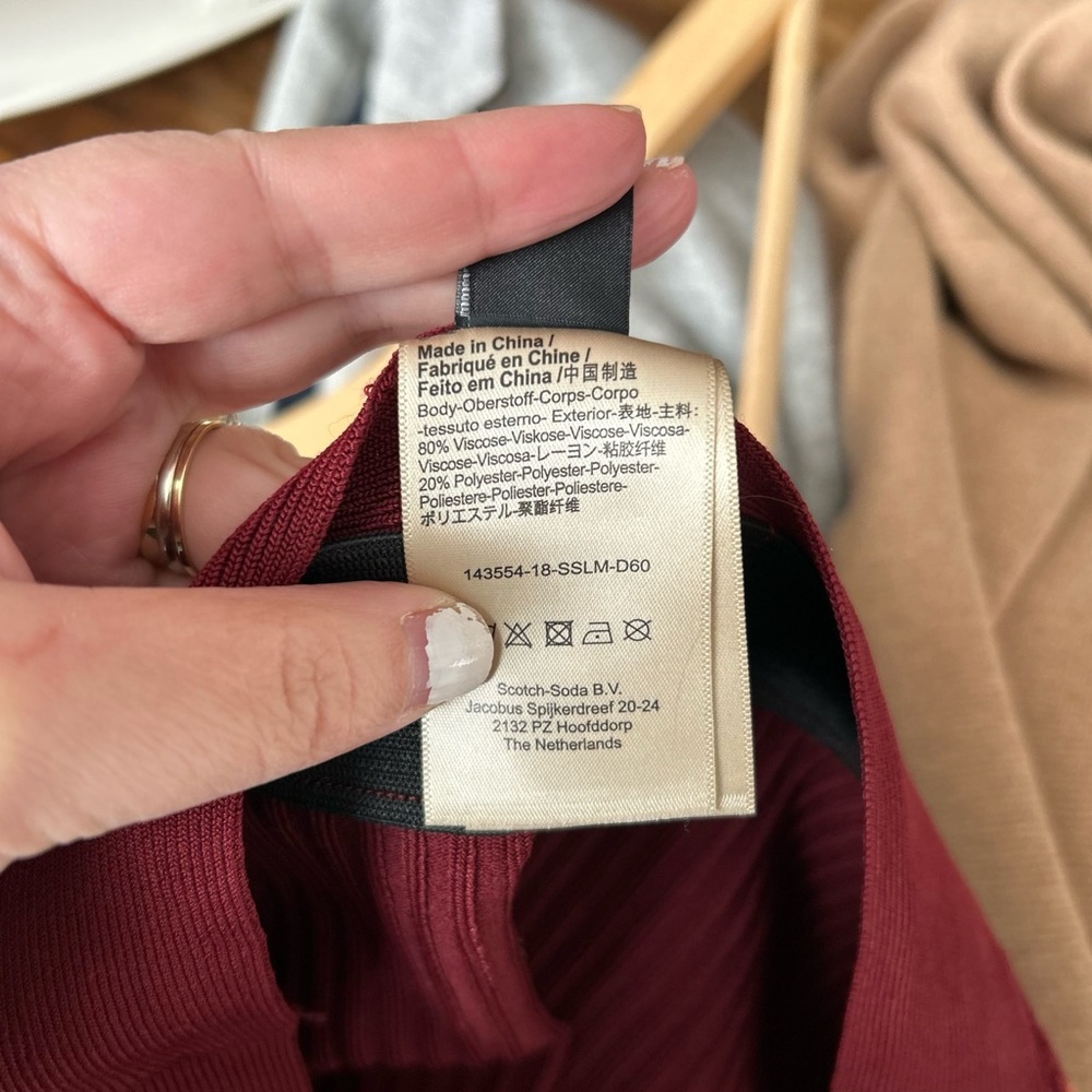 SCOTCH & SODA Ribbed Knit Midi Skirt XS Burgundy Stripe Bodycon Pencil Skirt - Picture 11 of 12